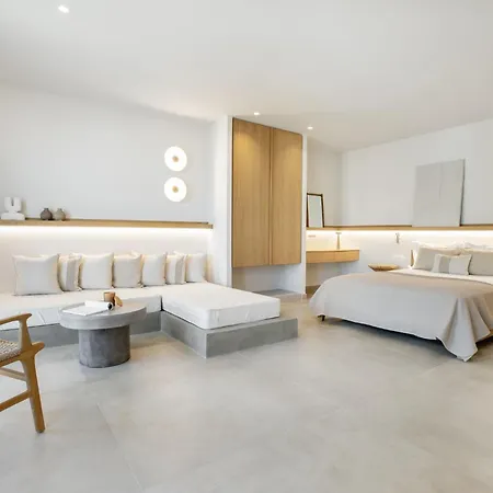 Hotel Blue - 1 Sea View, Walk To The