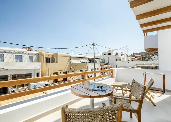 Blue - 1 Sea View, Walk To The